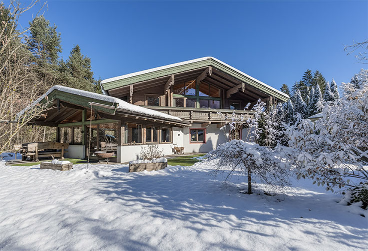 Kitzbühel, aan de rand van het bos