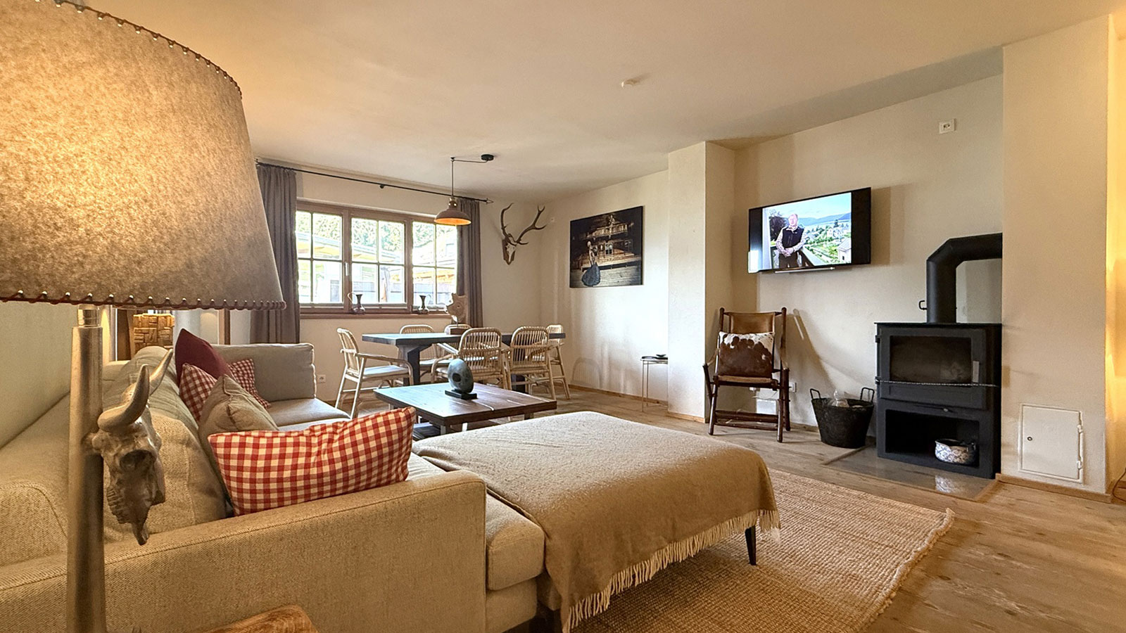 Heidi Chalet, Austria