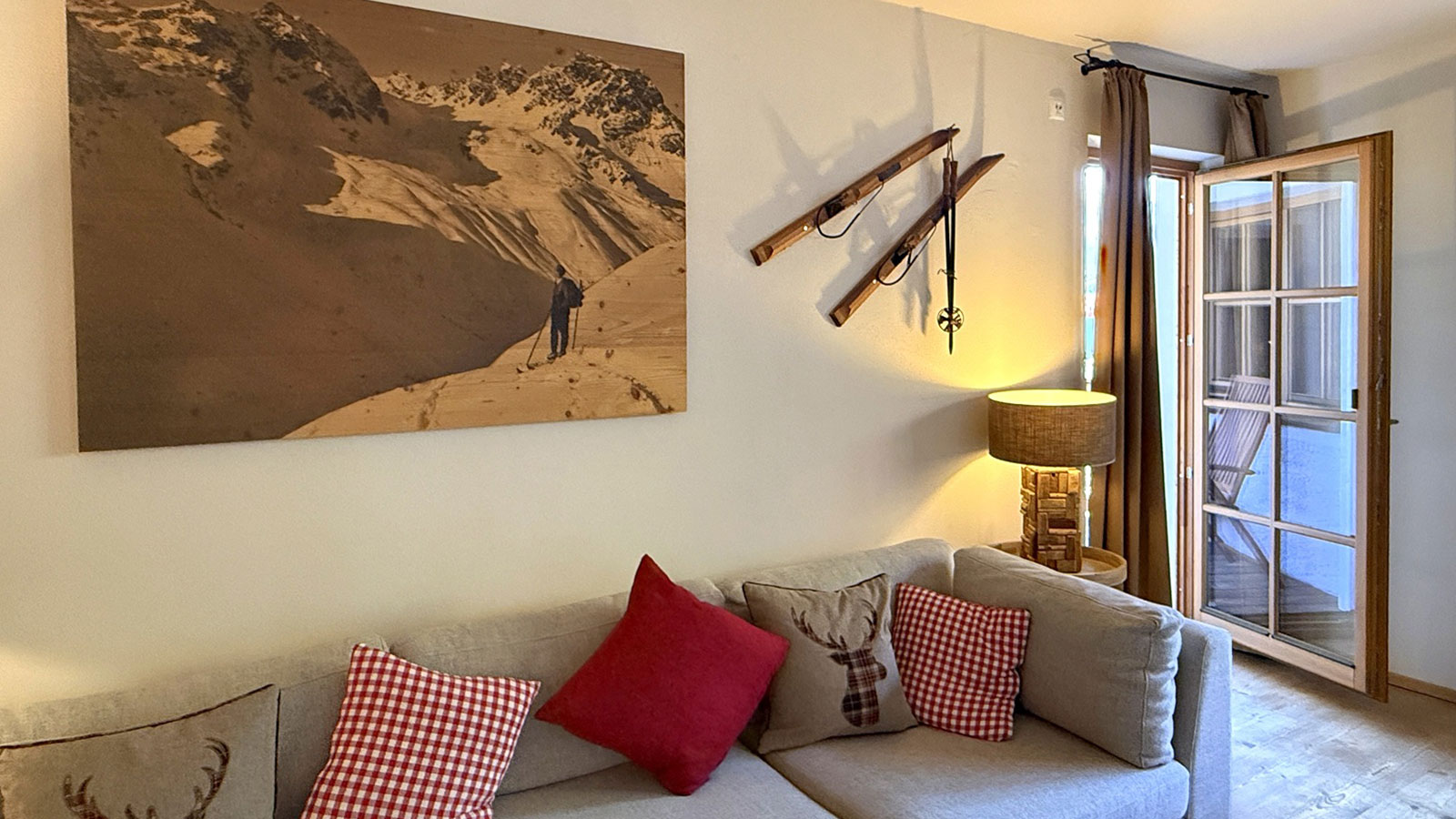 Heidi Chalet, Austria