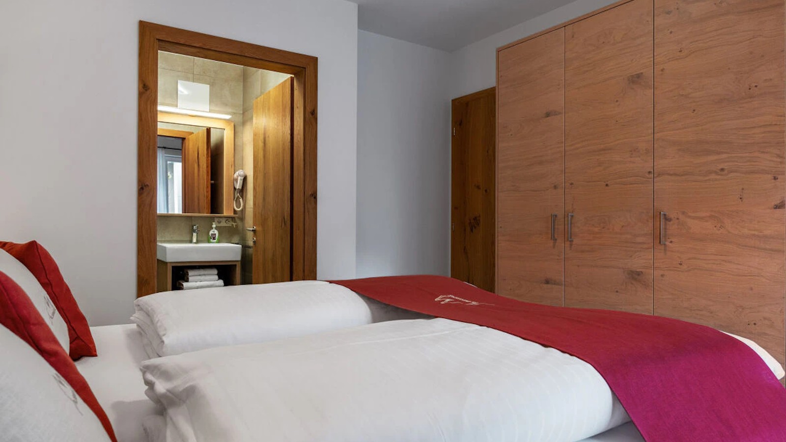 Arlberg Chalet Apartments, Austria
