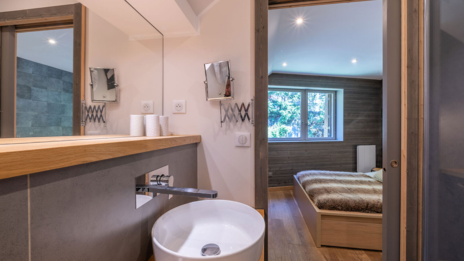 Eliza Apartments, France