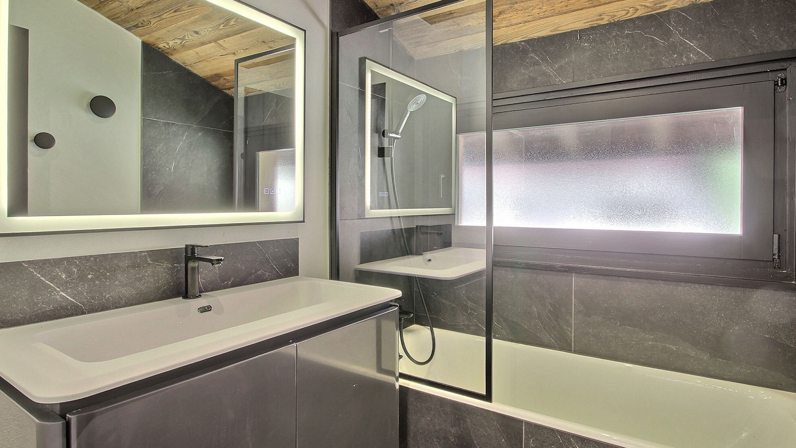 Lilian Chalet, France