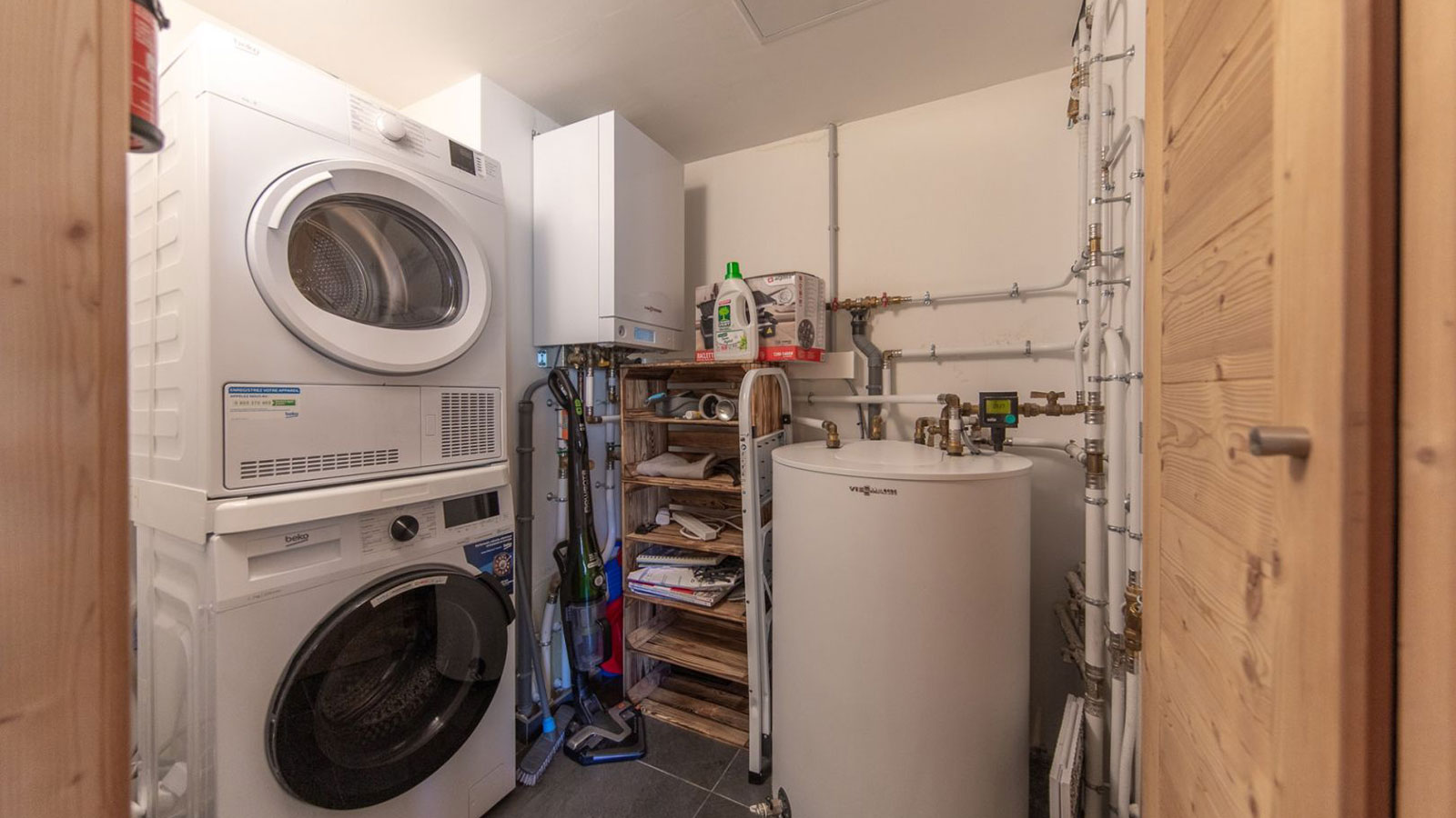 Lara Apartments, France