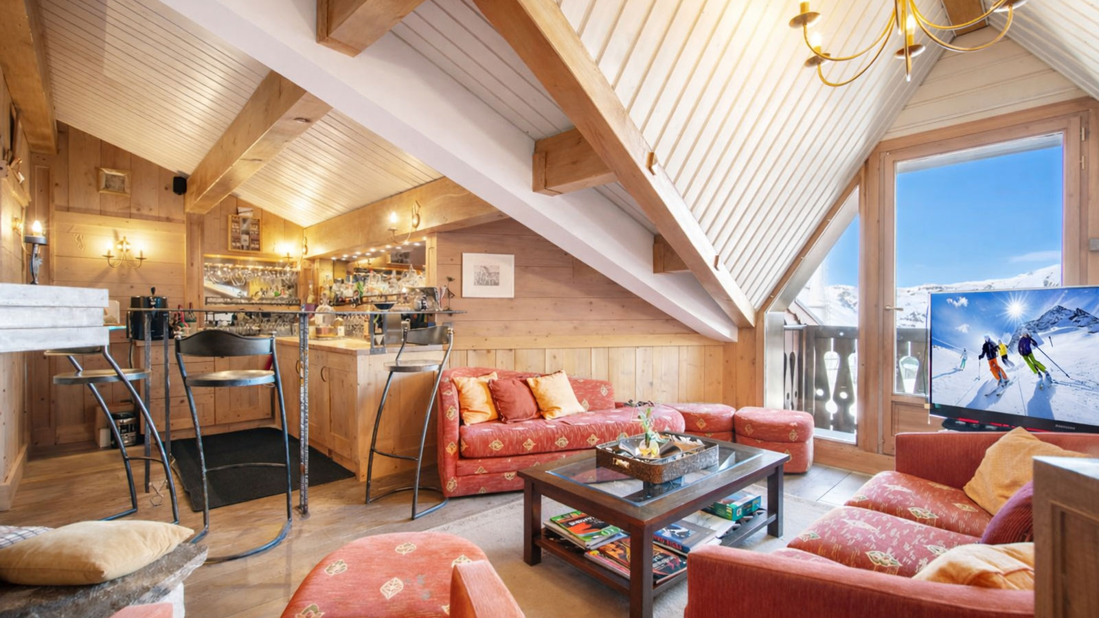 Nina Apartments, France