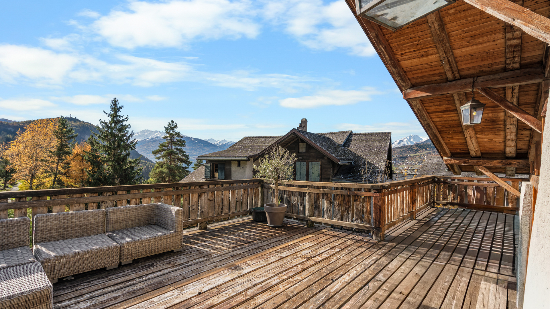 La Grange Apartments, Switzerland