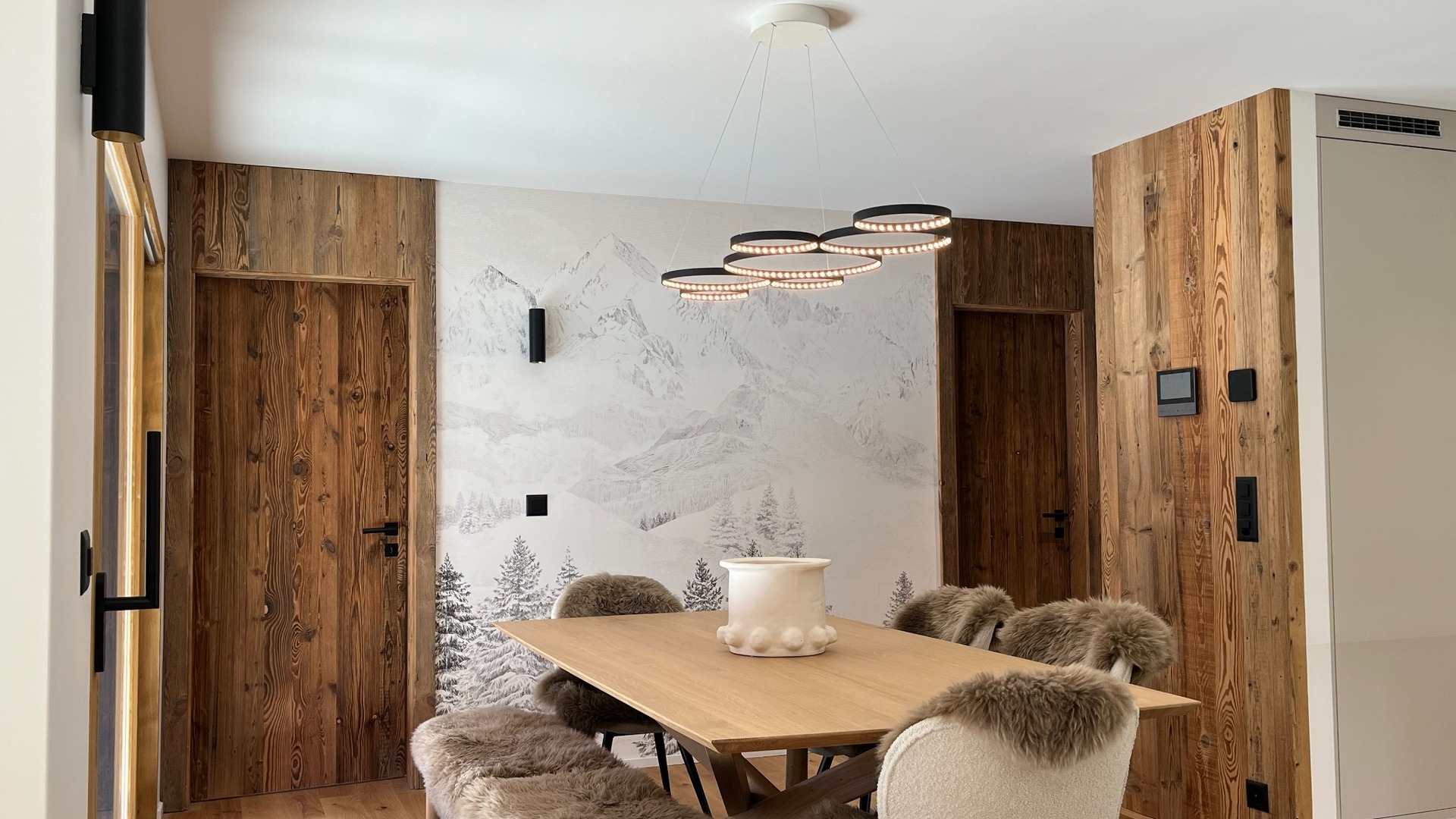 Adelaide J2 Apartments, Switzerland