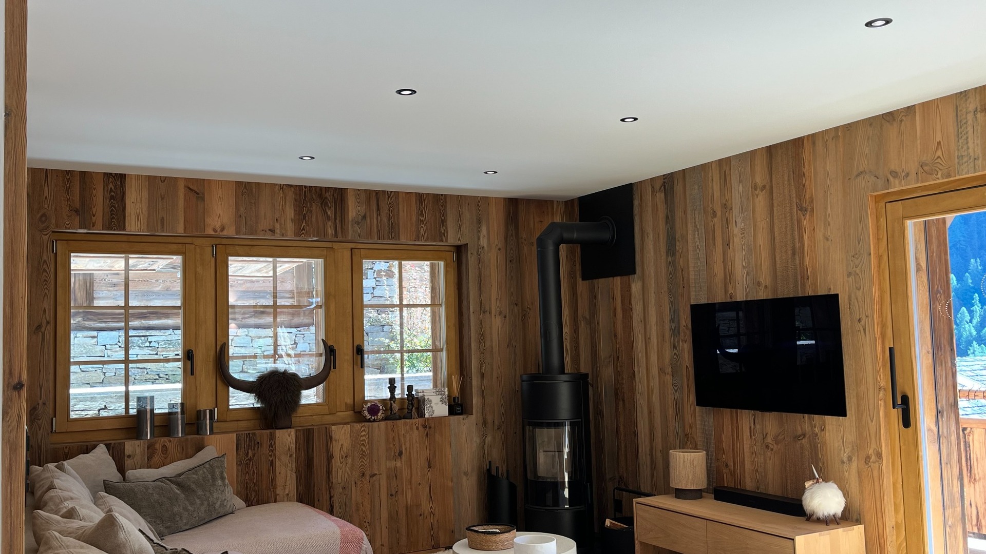 Adelaide J2 Apartments, Switzerland