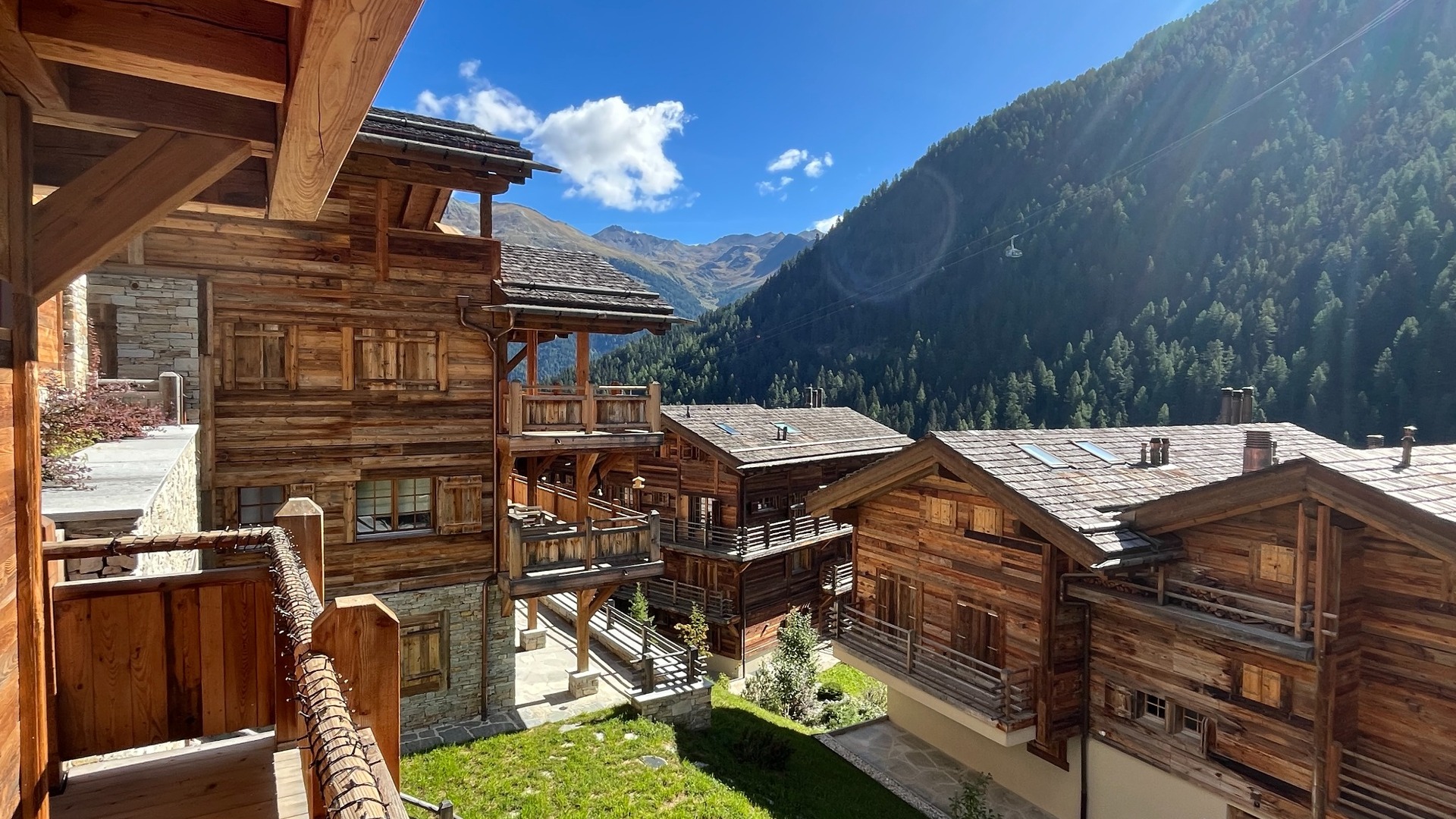 Adelaide J2 Apartments, Switzerland