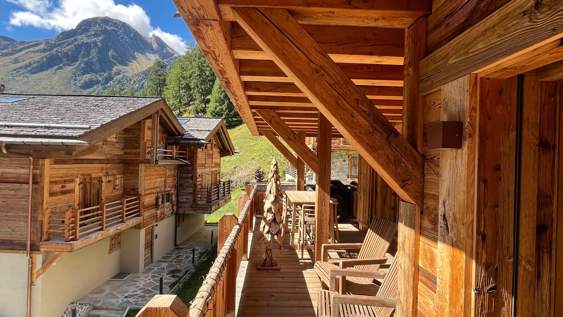 Adelaide J2 Apartments, Switzerland