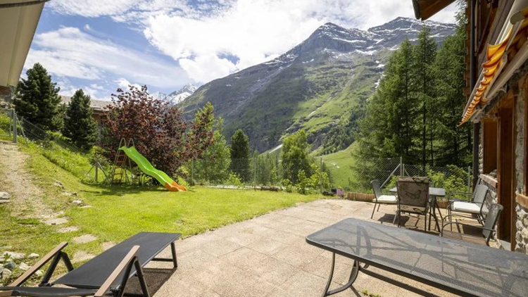 Chalet Eveque Chalet, Switzerland