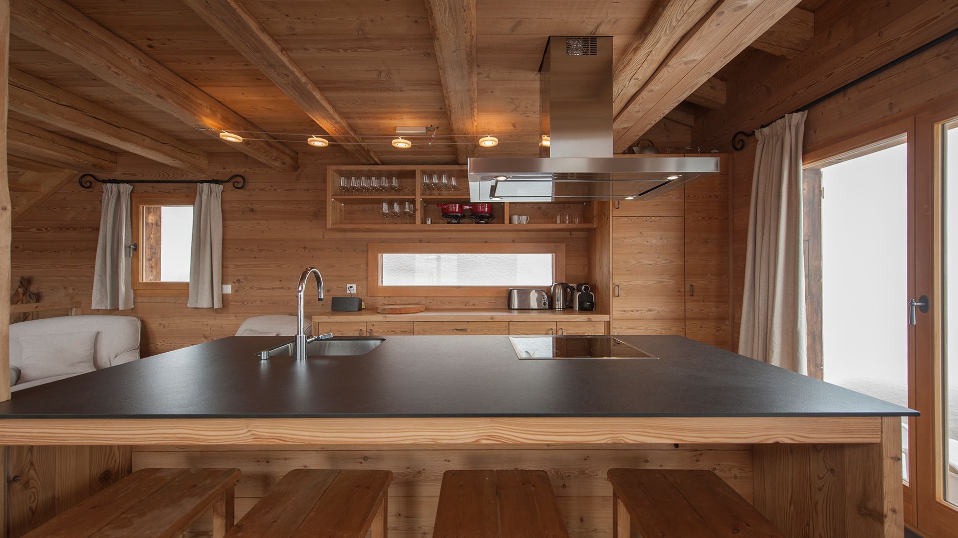Chalet Nesoya Chalet, Switzerland