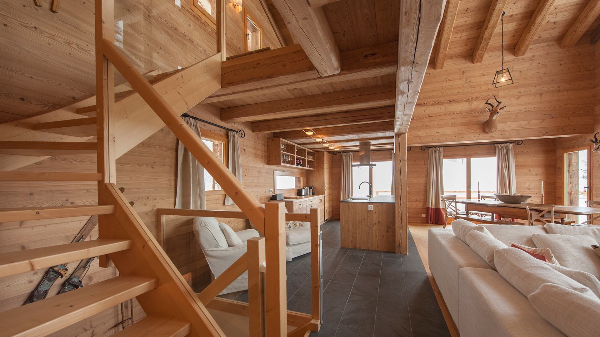 Chalet Nesoya Chalet, Switzerland