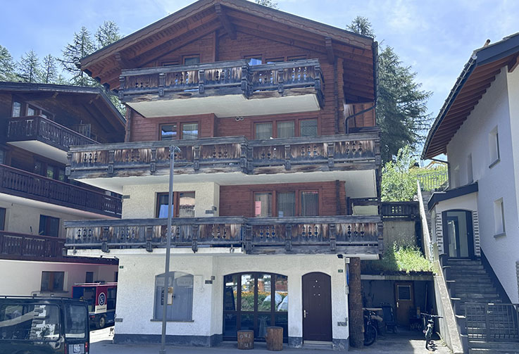 Saas-Fee, Haus Latzi