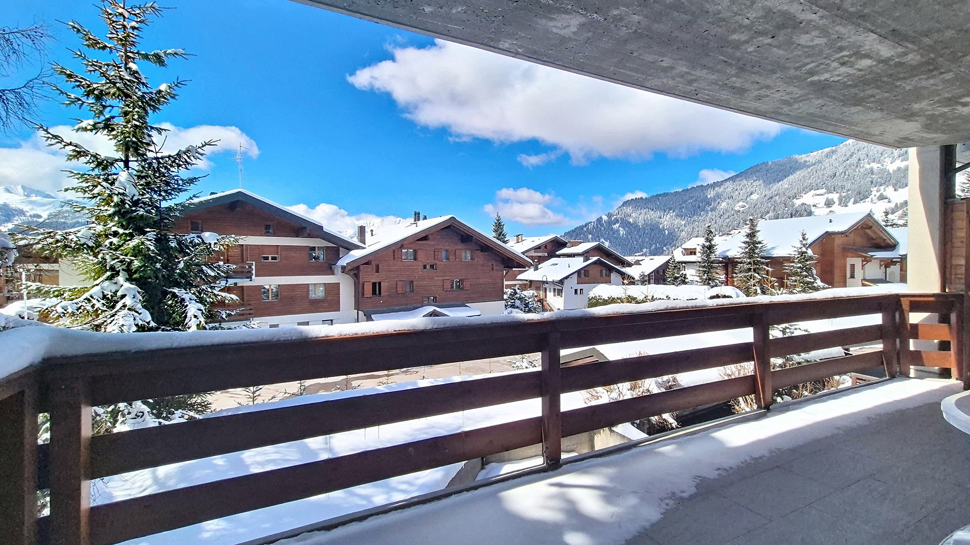 Orchis 24 Apartments, Switzerland