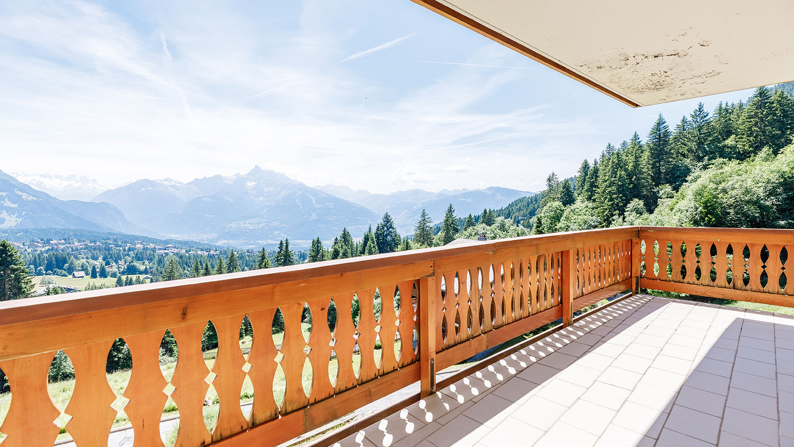 Balcon des Alpes 6-7 Apartments, Switzerland