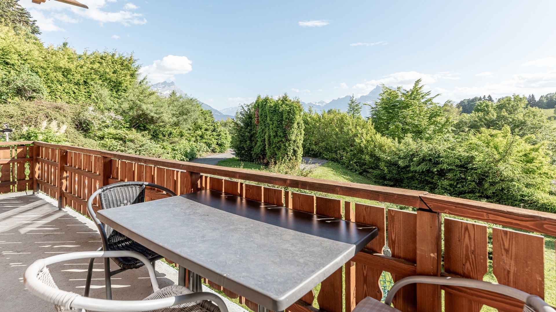 Le Blanchot Apartments, Switzerland