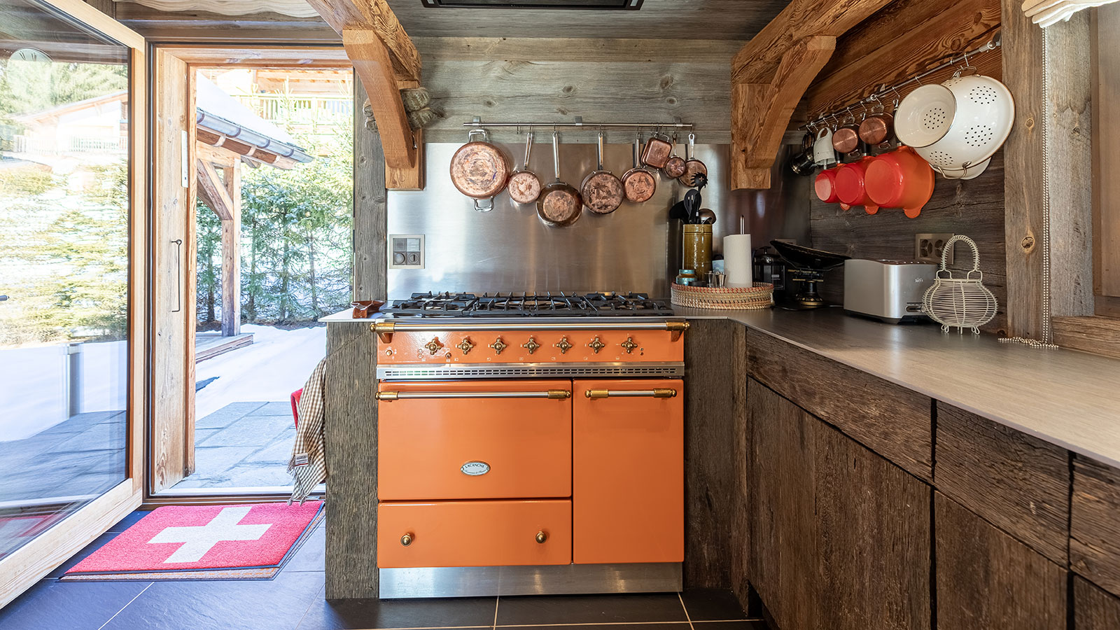 Chalet Dionysia Chalet, Switzerland