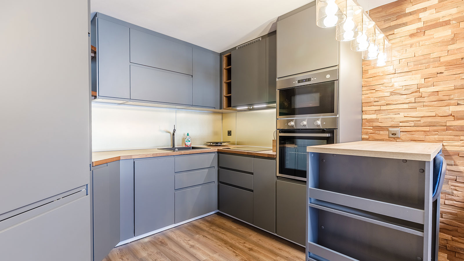 Dryades 9 Apartments, Switzerland