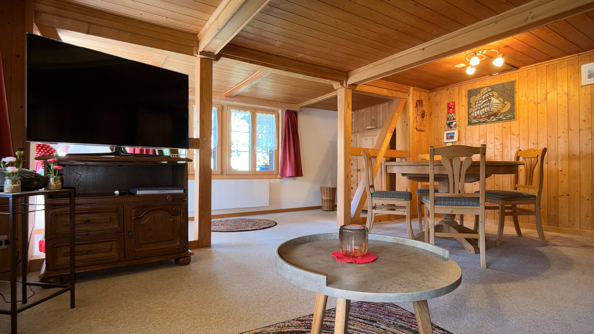Alpengluhn Chalet, Switzerland