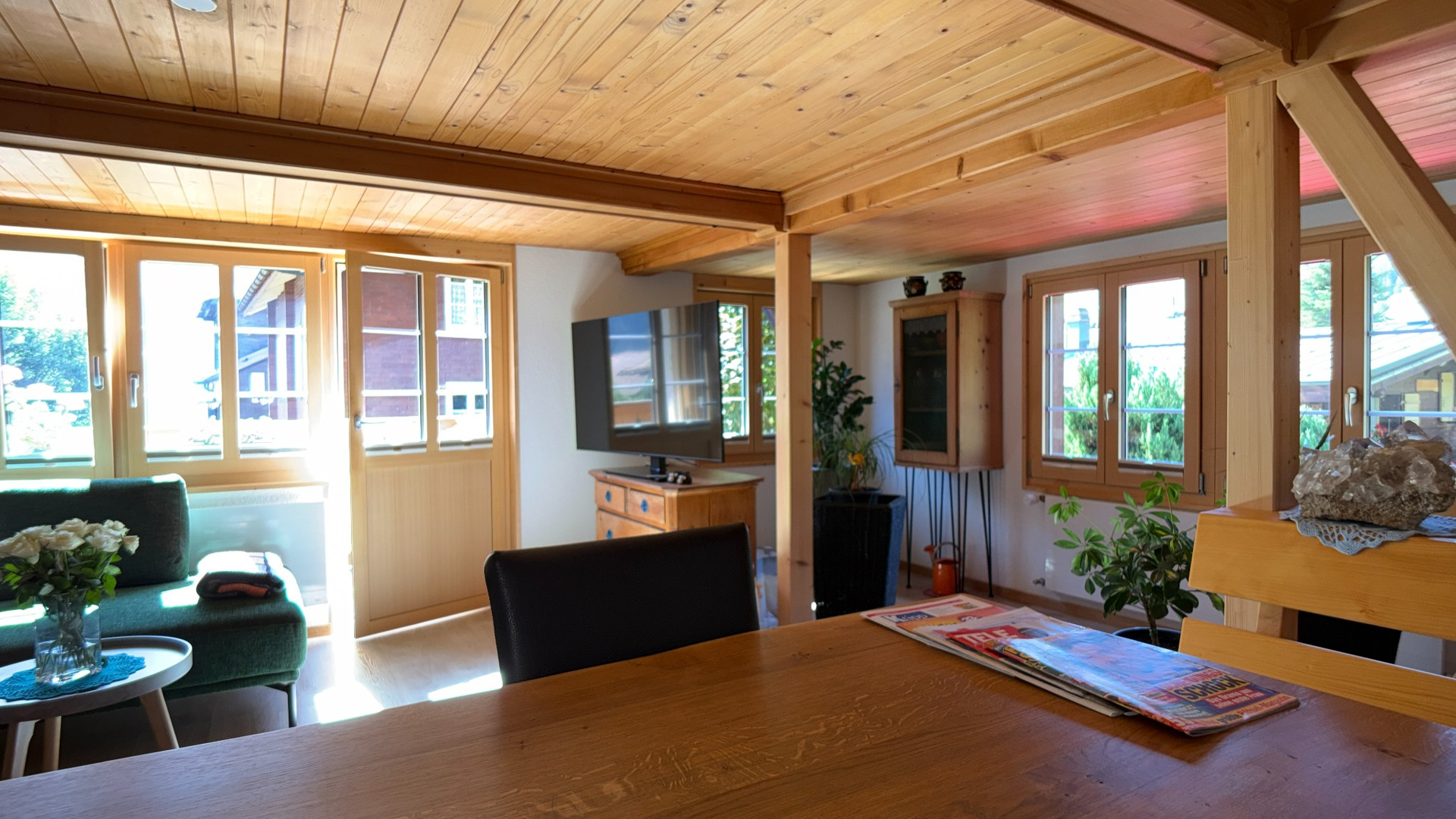 Alpengluhn Chalet, Switzerland
