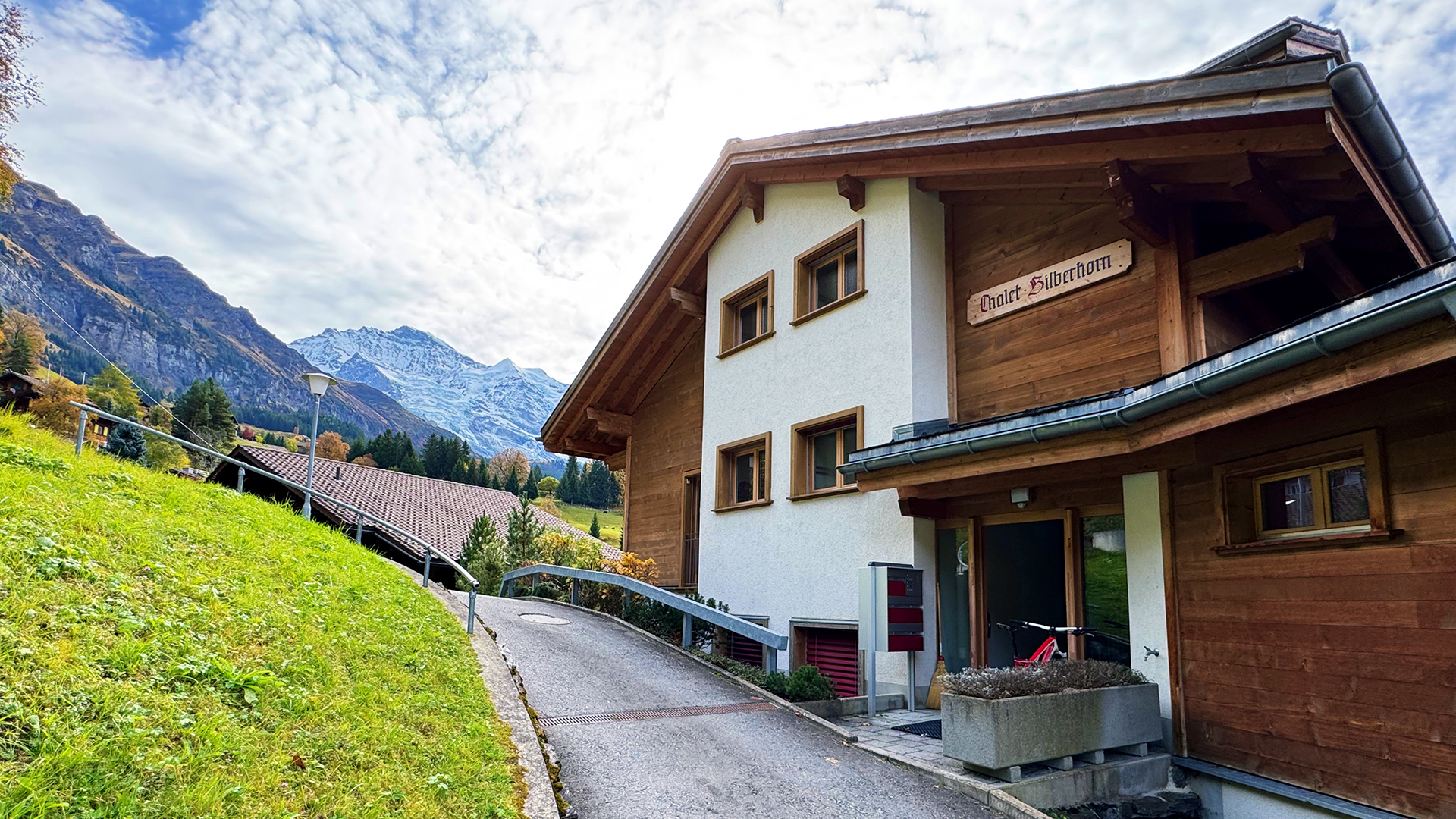 Silberhorn Apartments, Switzerland