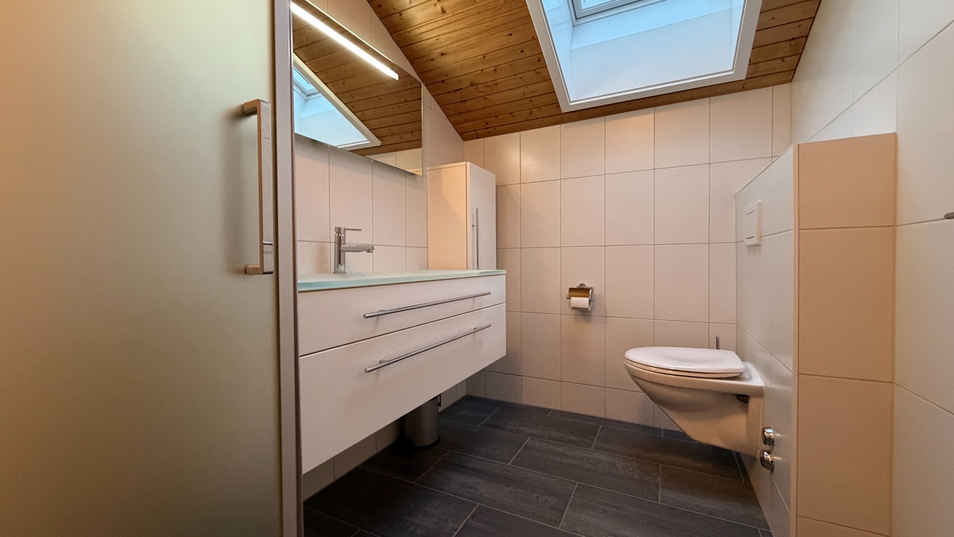 Valese 14 Apartments, Switzerland