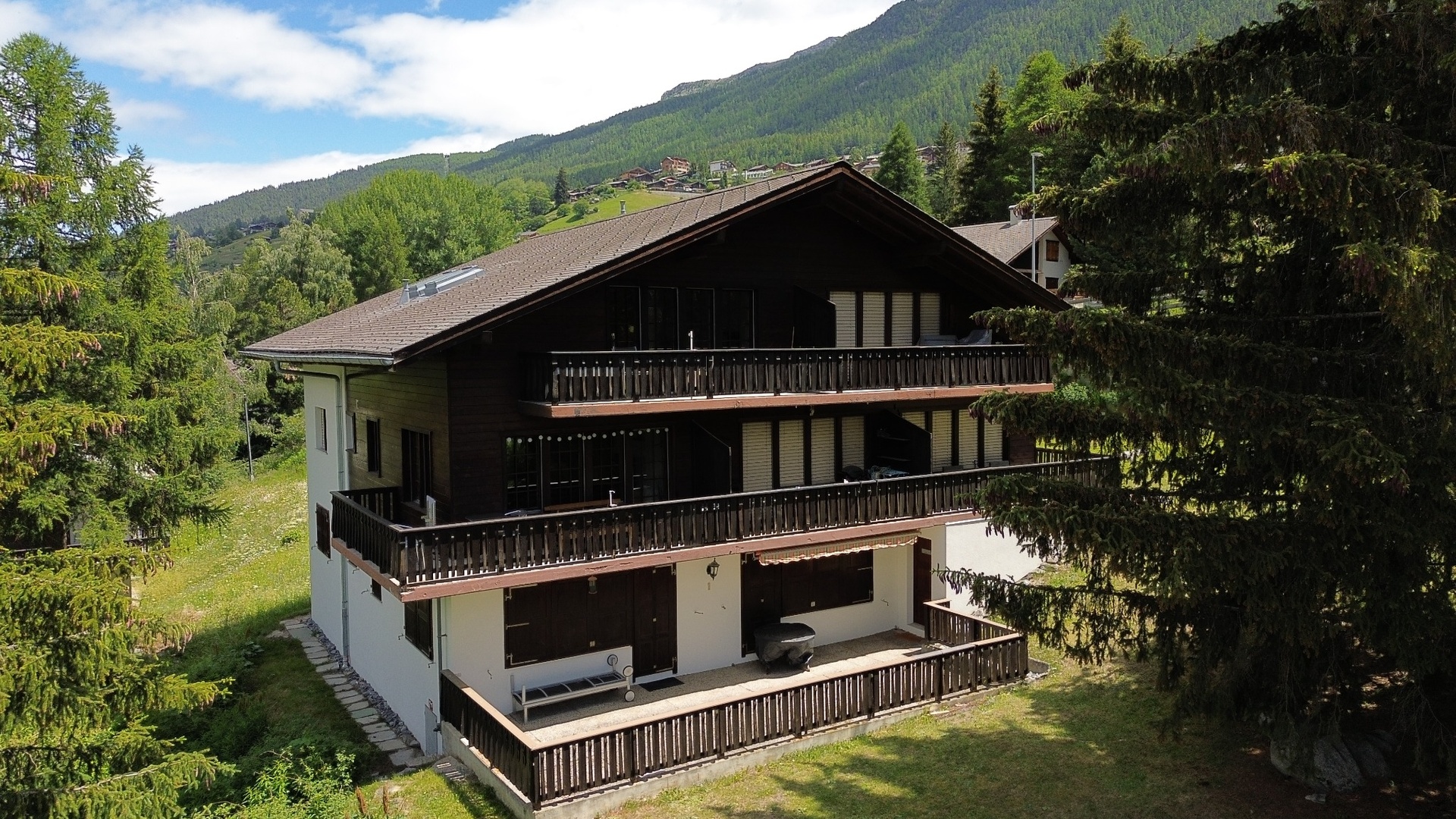 Valese 14 Apartments, Switzerland