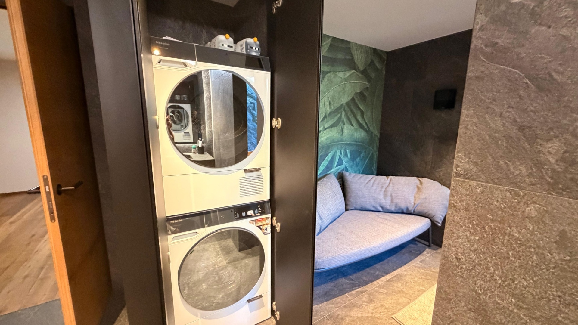 Zodiac Apartments, Switzerland